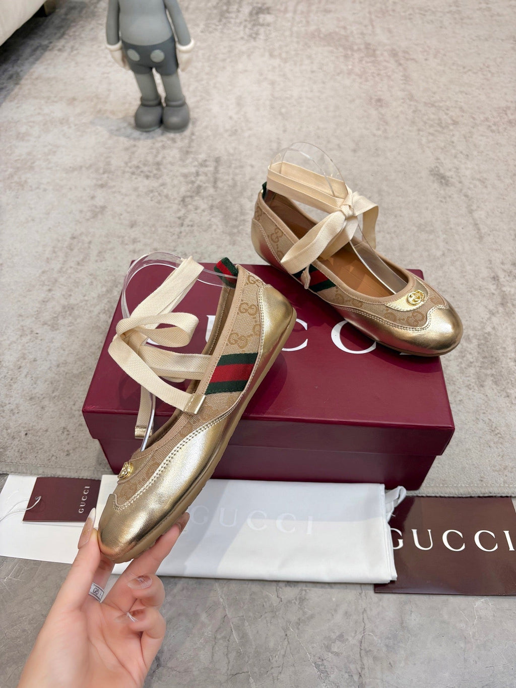 Gi Shift Ballerina Flats Beige Jacquard Canvas & Gold Leather 929234