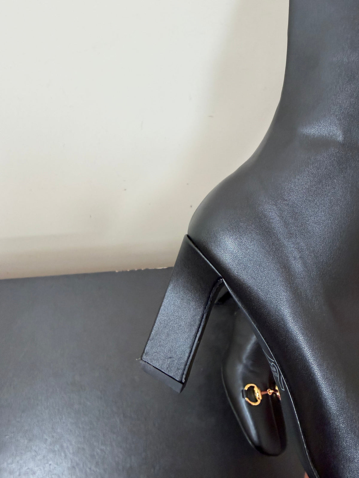 Gi Signora Horsebit Knee-High Boots 8.5CM Black Leather 984465