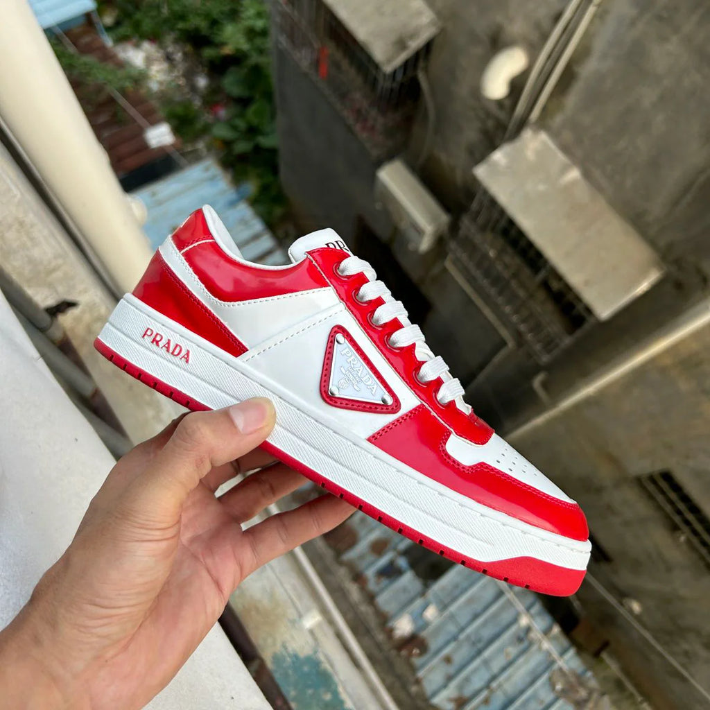 P New Women's and Men's Shoes Casual Shoes Triangle Buckle Lace-up Sneakers 1024060508