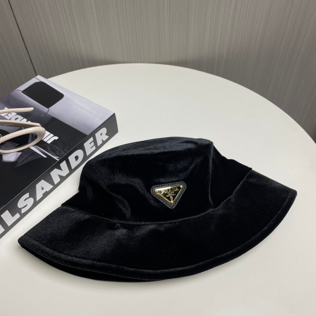 PR VeVVet bucket hat/baseball cap 1824101608