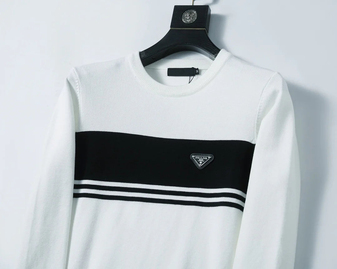 Handsome men's casual sweater 1024092440