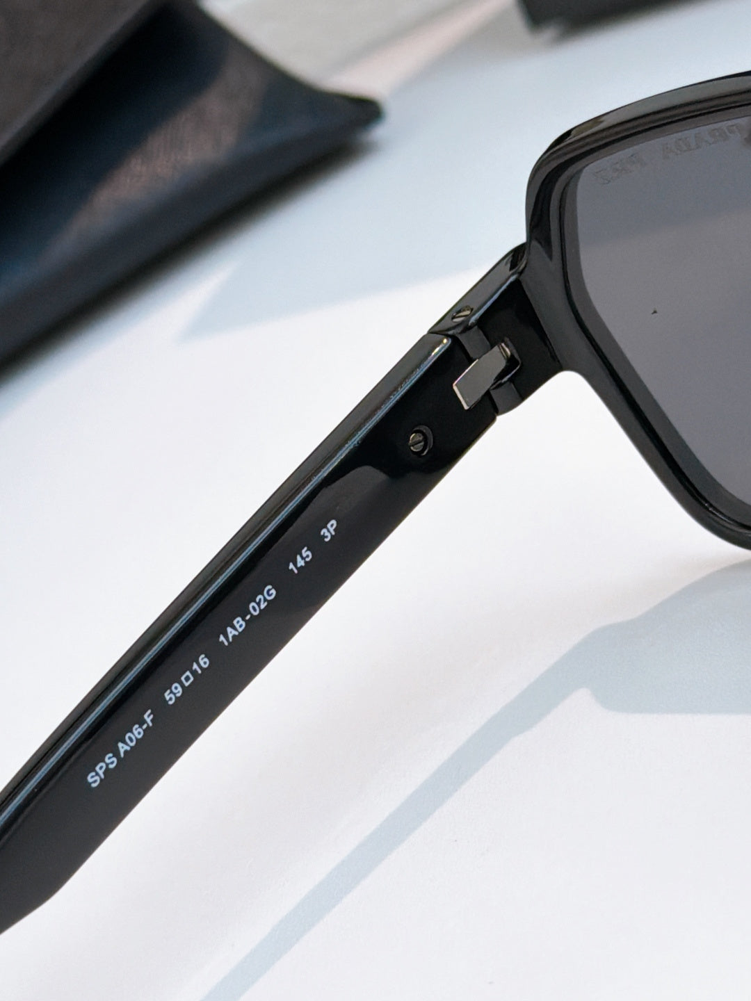 PR Sunglasses 1826060107