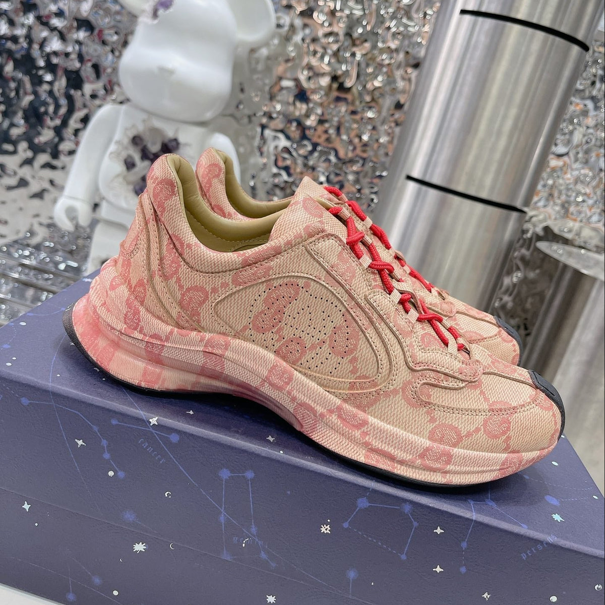Gi  Run Sneakers
