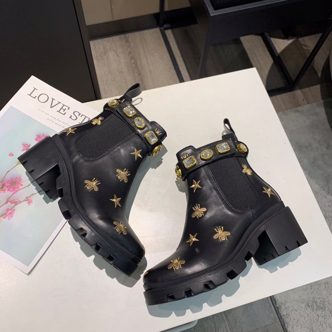 Gi ankle boots star and bee black sheepskin with belt clearance