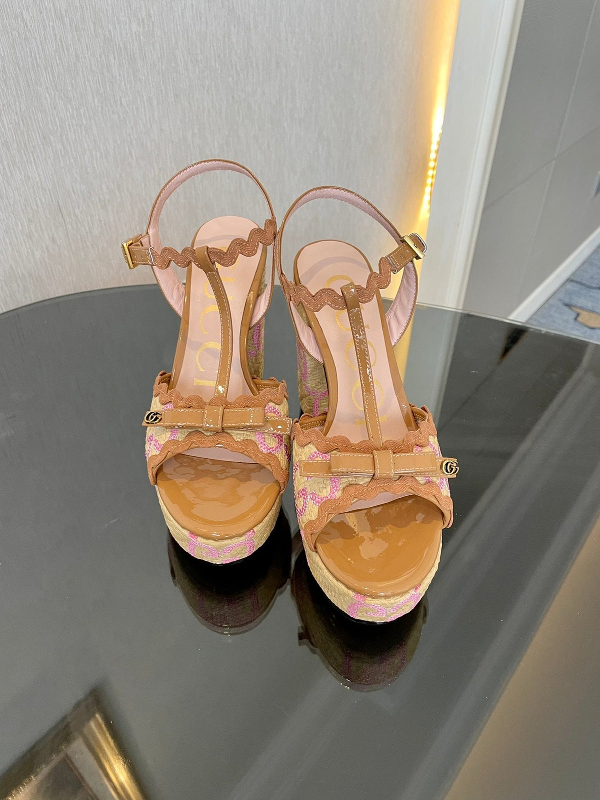 Gi Kertu Platform Sandals 12cm Beige Raffia Leather 695693