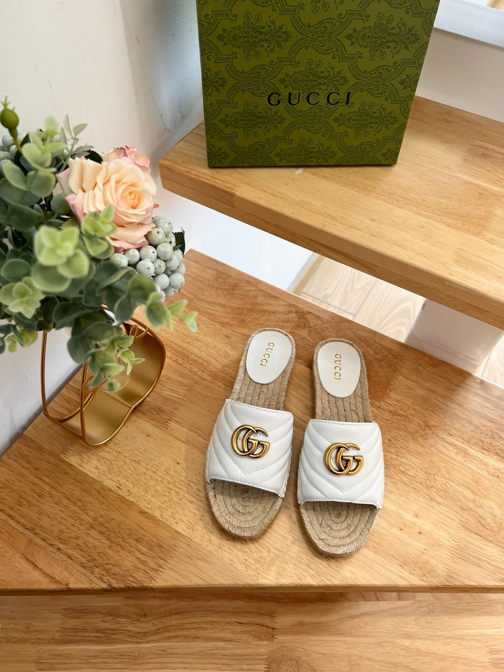 Gi 26ss Slide White Straw Sheepskin 692199