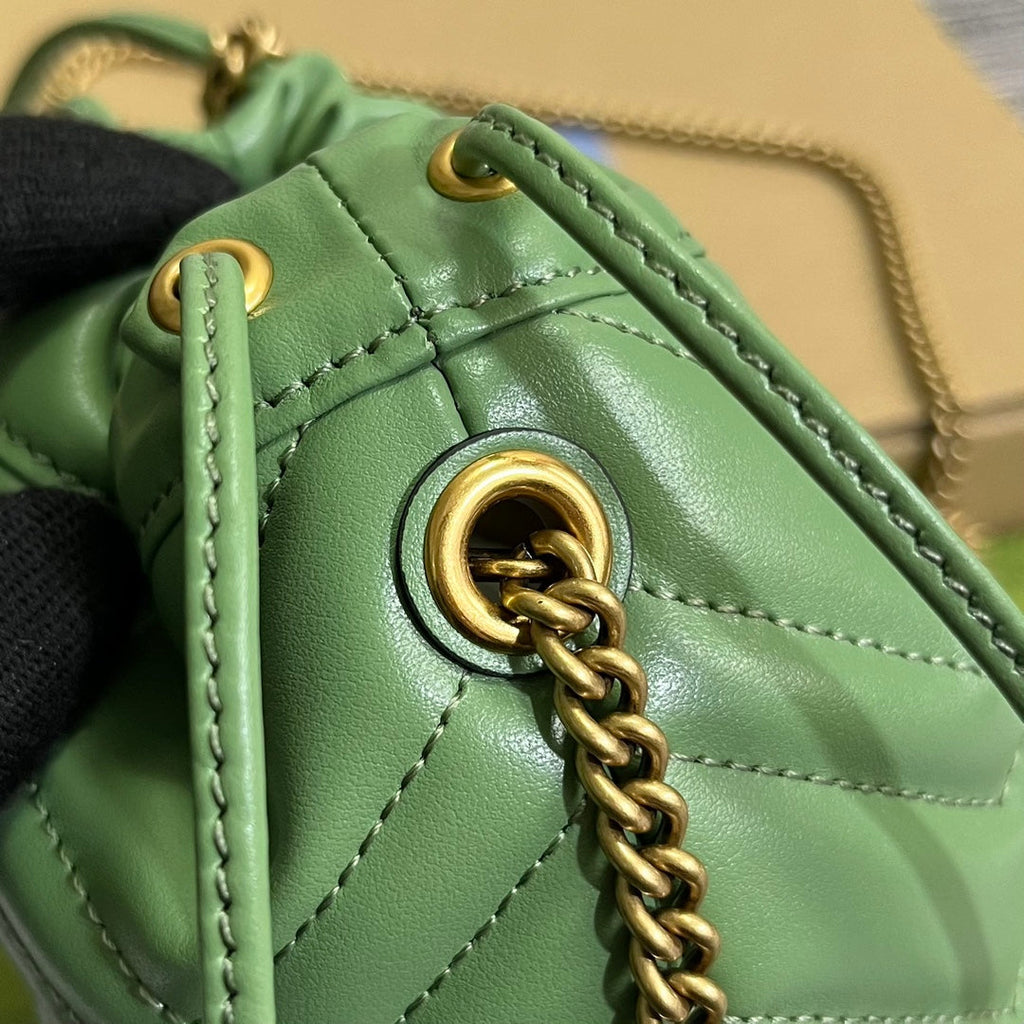 Gi MARMONT 17 BUCKET BAG IN LIGHT GREEN CALFSKIN