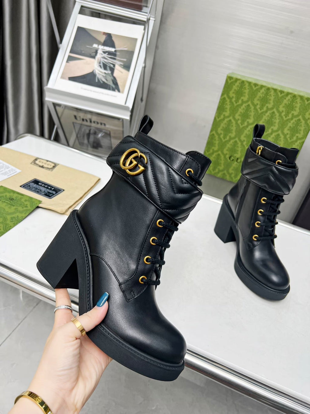 Gi ankle boots black double G Cowhide