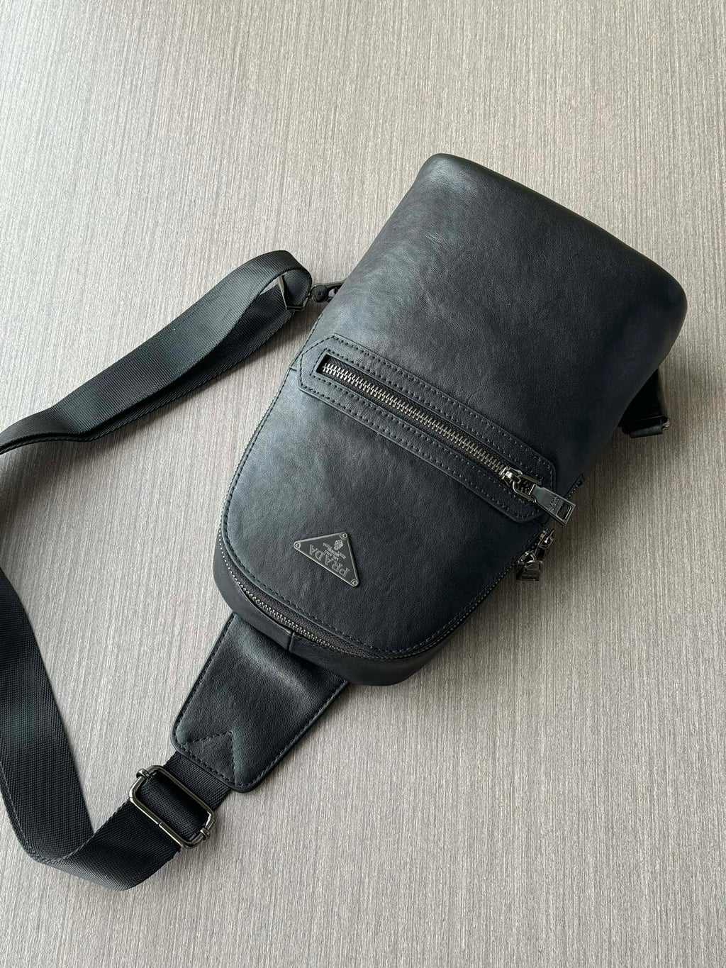 PD Full leather chest bag/crossbody bag 1825111304