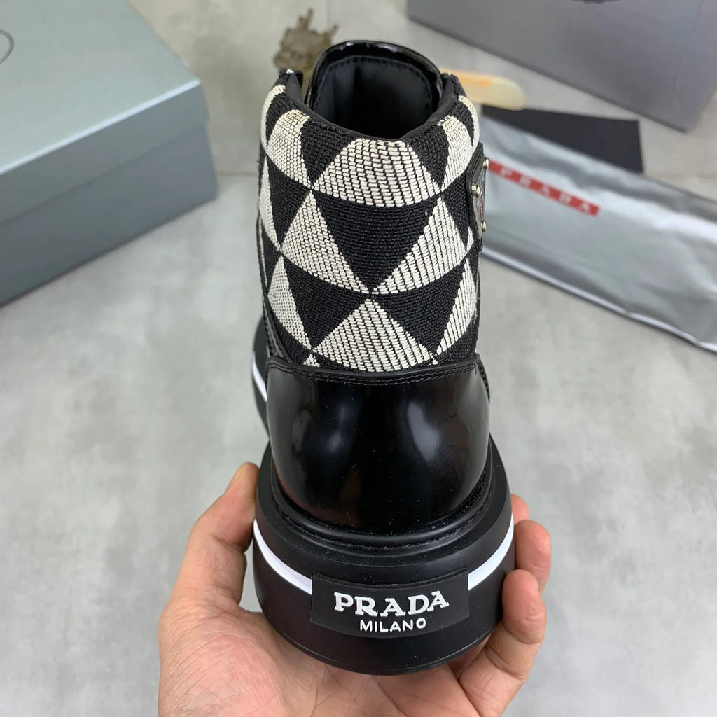 Luxury high top versatile casual sneakers 1024122611