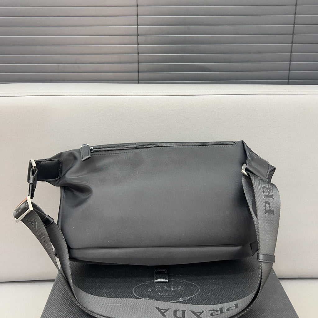 PR Re-Nylon Waist bag Chest bag 1824082603