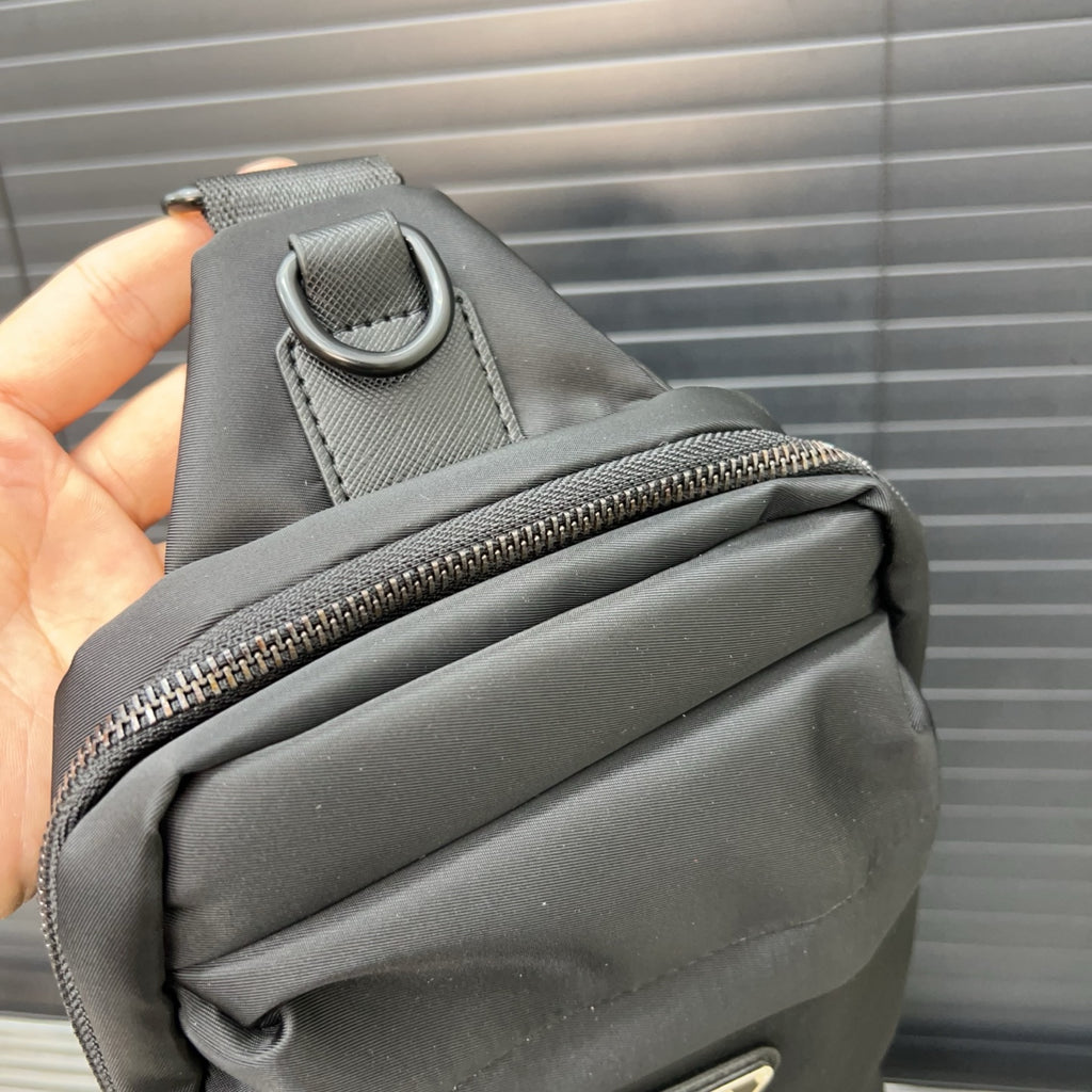 PD Canvas Nylon Chest Bag 1825111303