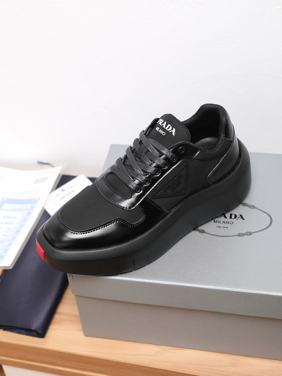 PR sneakers 1825062703