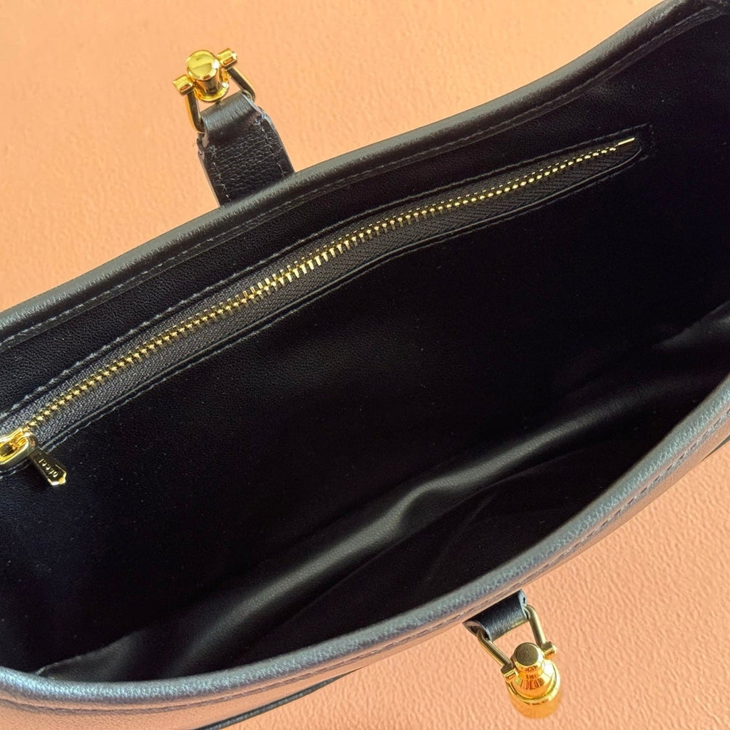 Gi Jackie 1961 Slim Shoulder Bag Lambskin 27cm