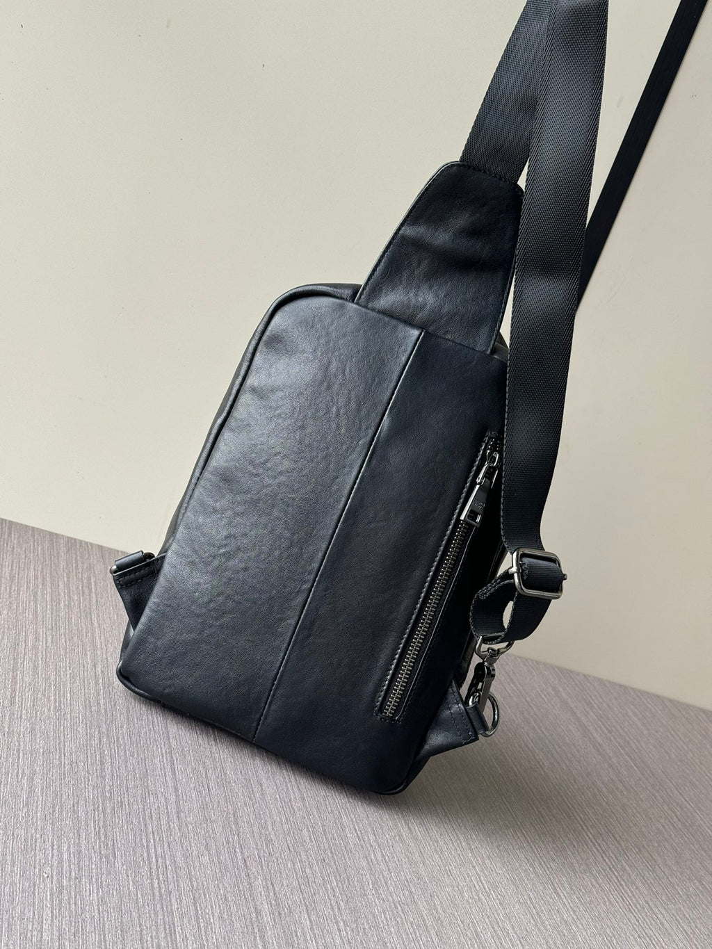 PD Full leather chest bag/crossbody bag 1825111305