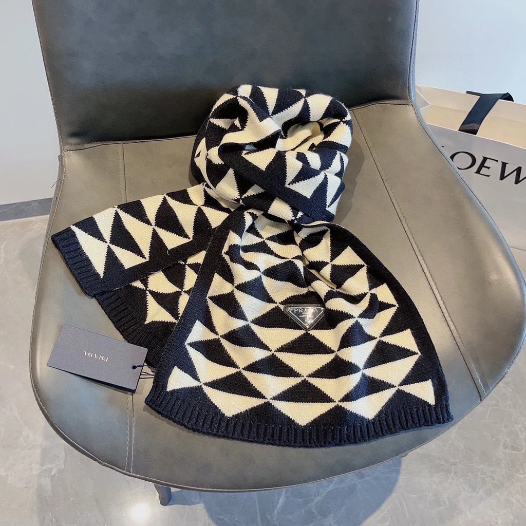 Latest couple's classic triangle logo double-sided scarf 1024110104