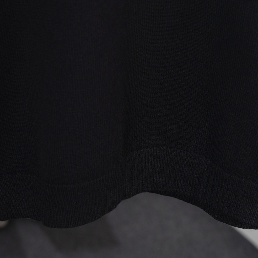 PR Unisex Long Sleeve Crewneck Sweater 1824102402