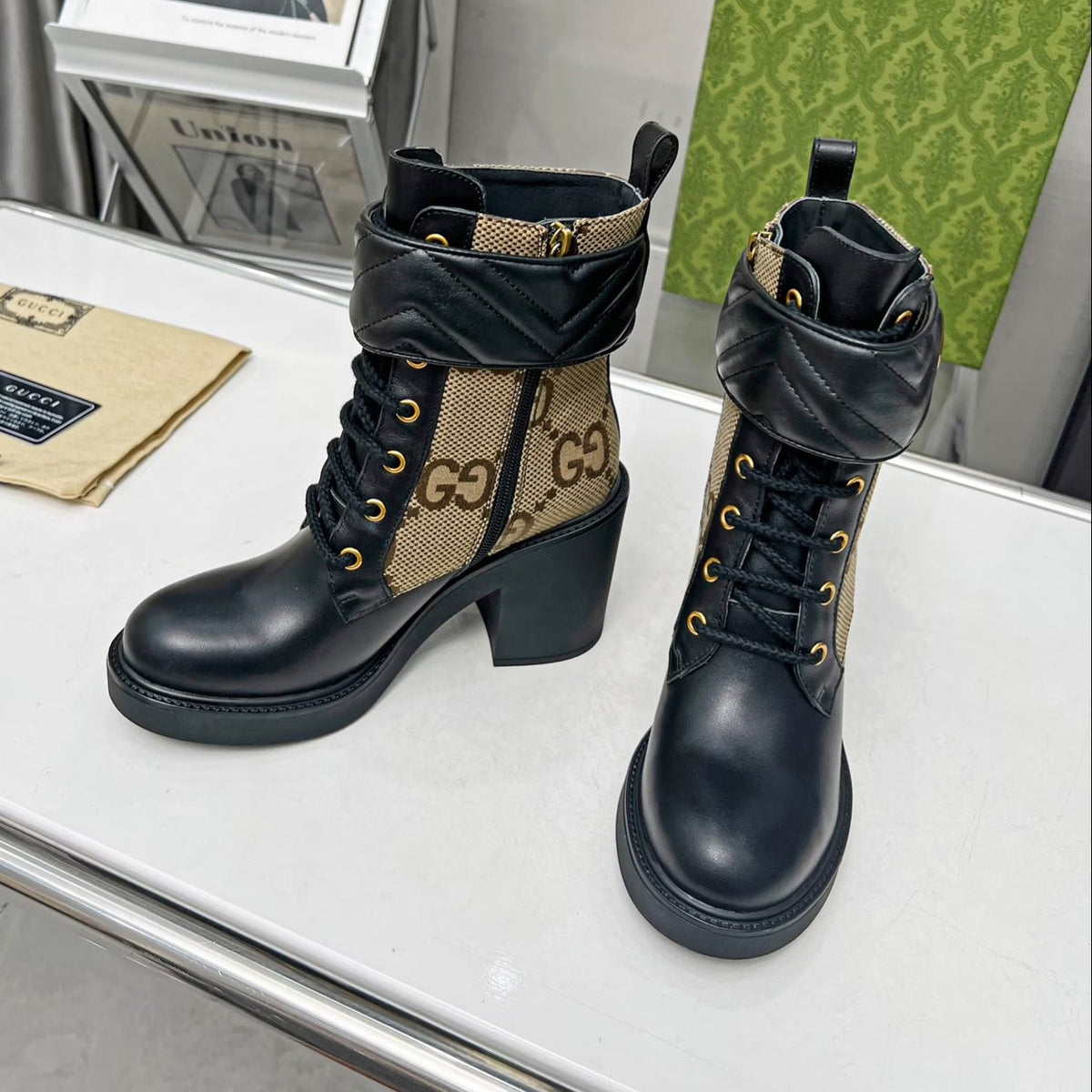 Gi ankle boots black double G Cowhide