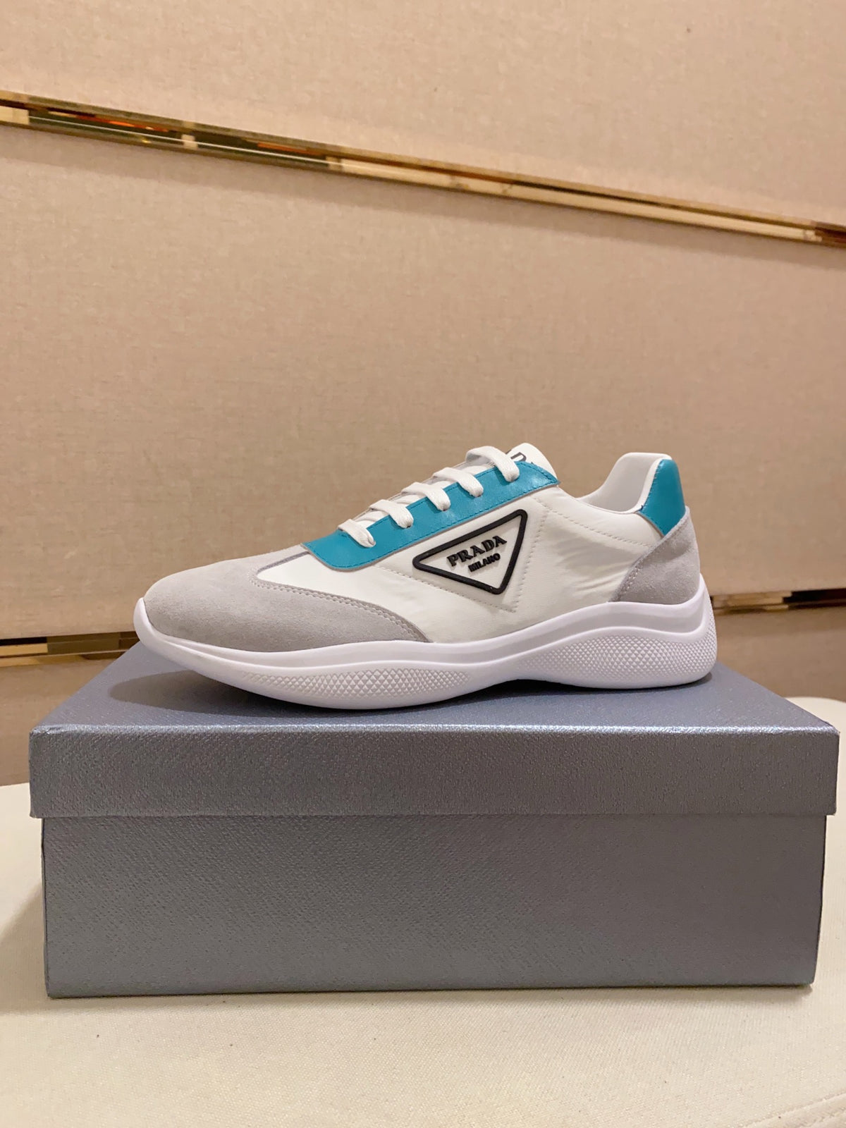 PR sneakers 1825030605