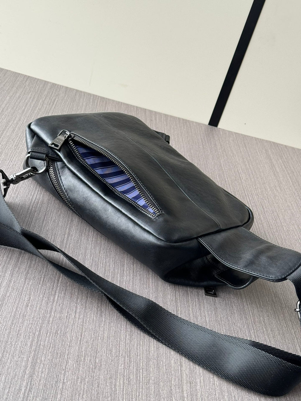 PD Full leather chest bag/crossbody bag 1825111305
