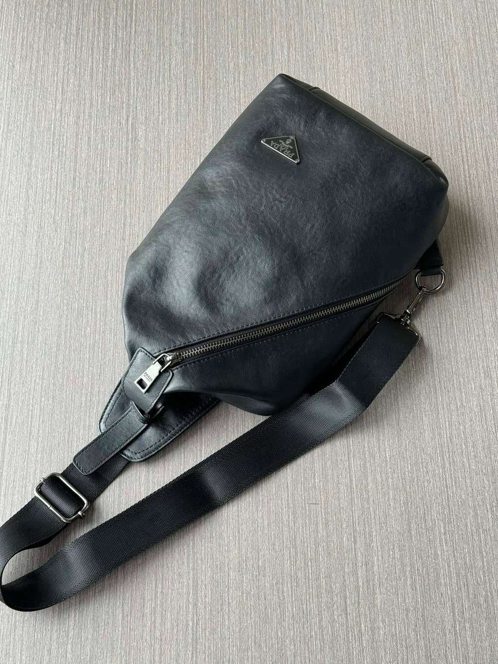 PD Full leather chest bag/crossbody bag 1825111305
