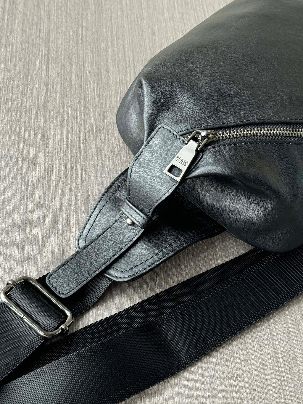 PD Full leather chest bag/crossbody bag 1825111305