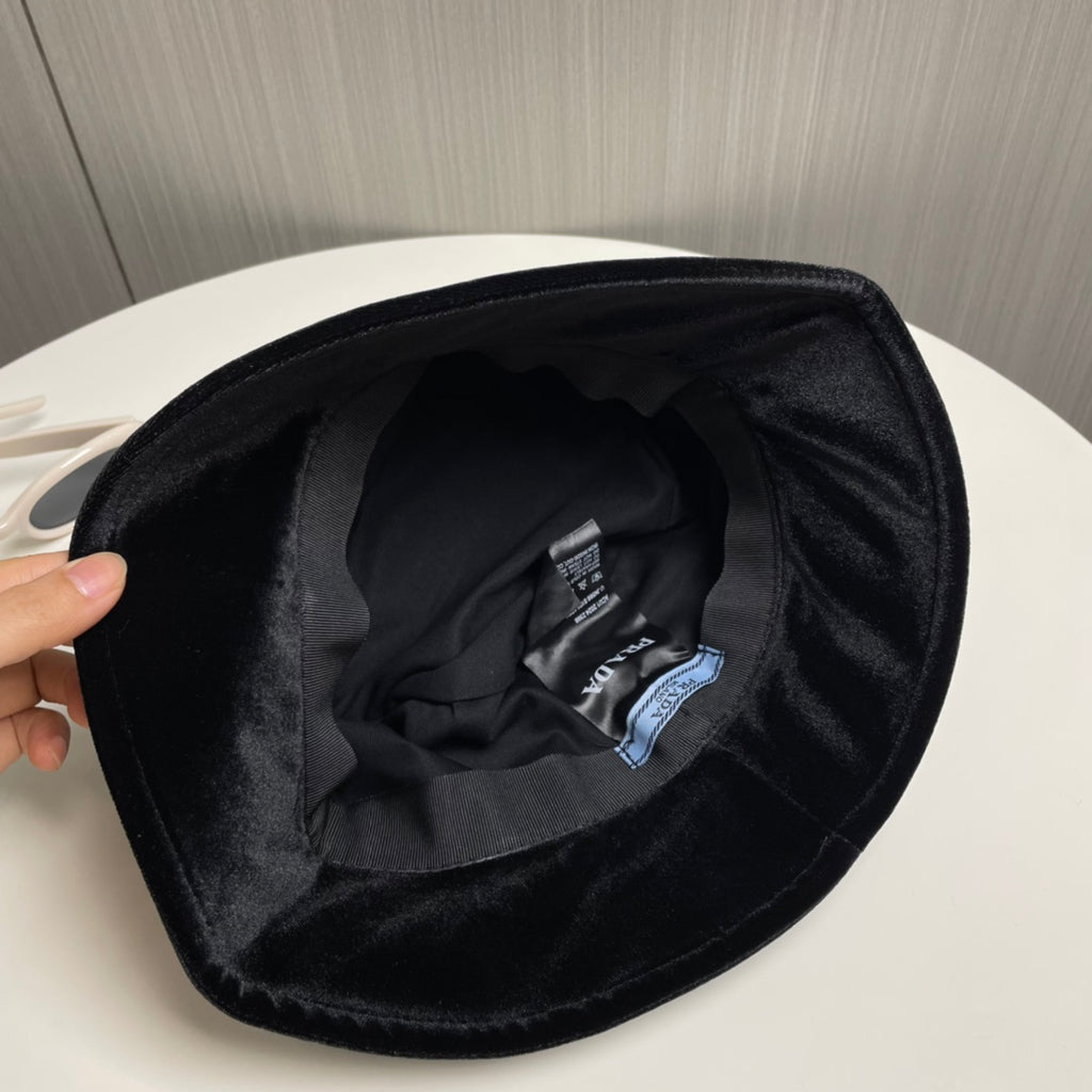 PR VeVVet bucket hat/baseball cap 1824101608