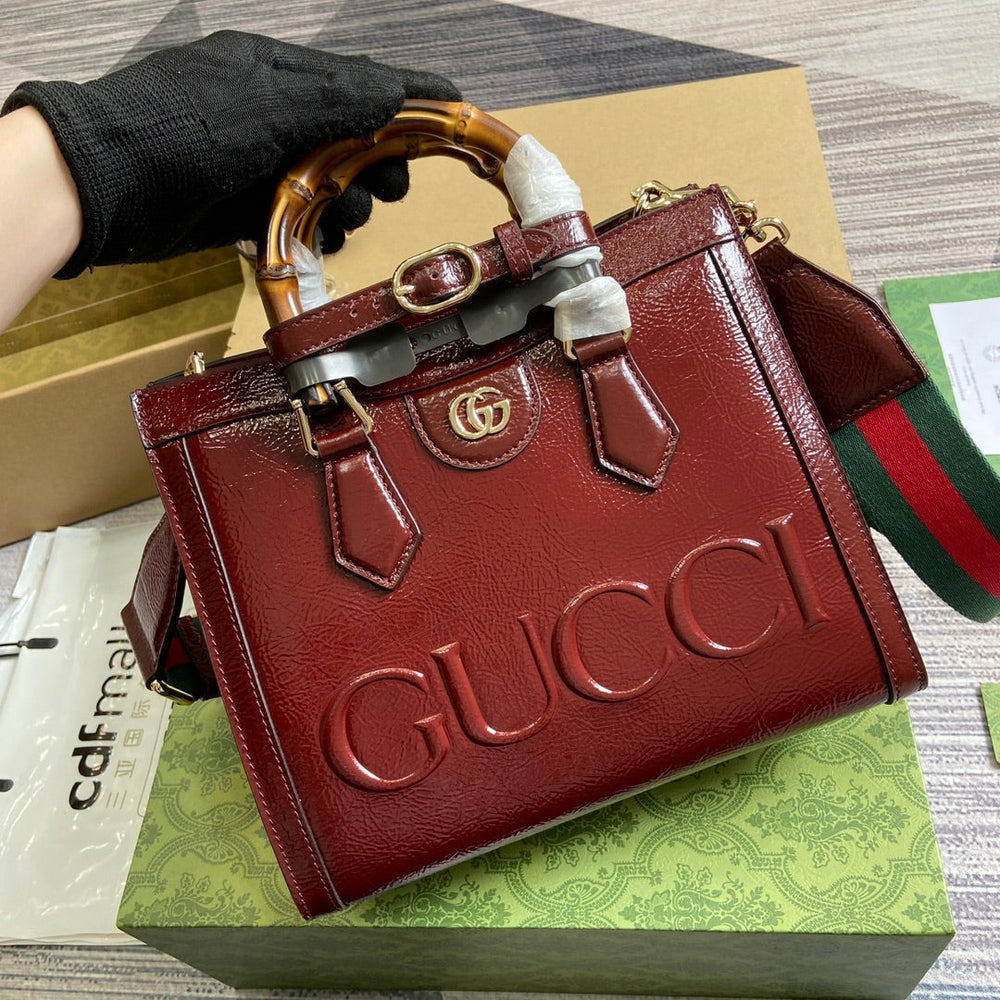 Gi DIANA 27 Small Tote Bag with Patent Leather Bamboo Handle