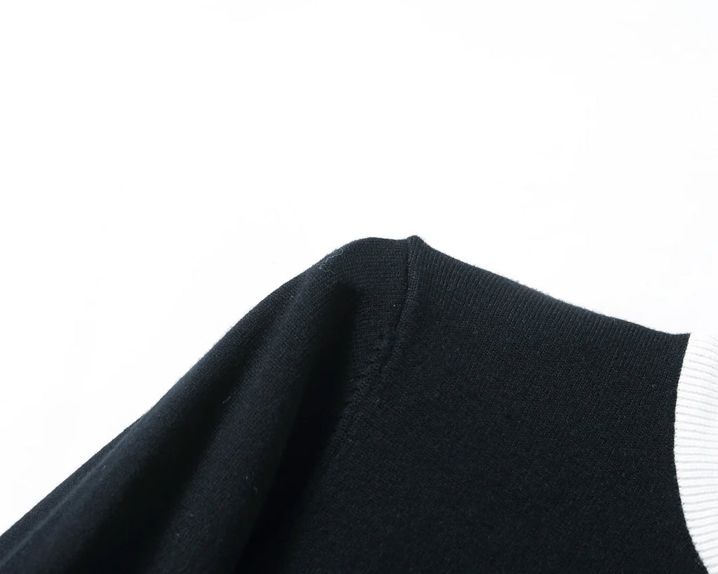 Handsome men's casual sweater 1024092439