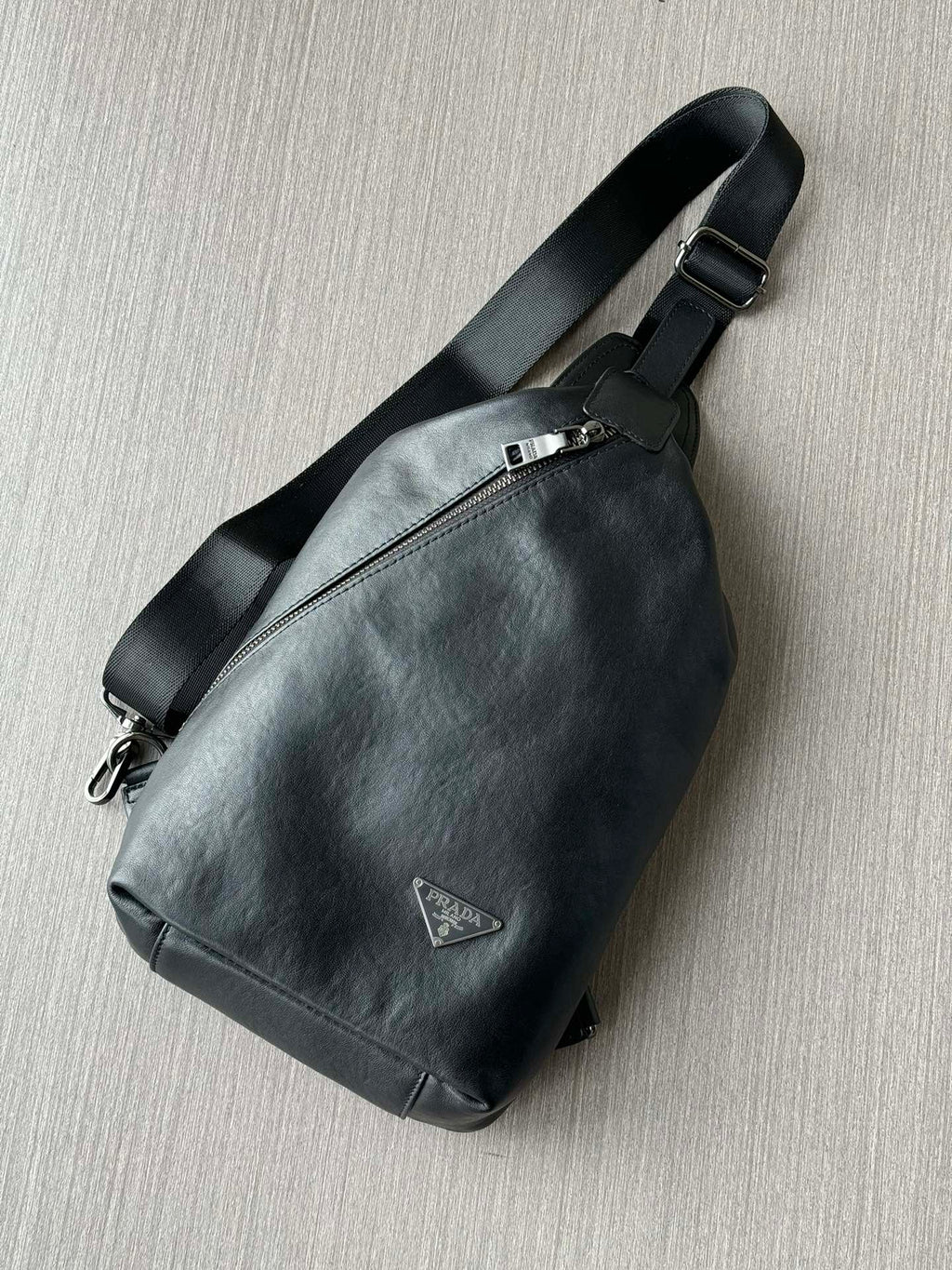 PD Full leather chest bag/crossbody bag 1825111305