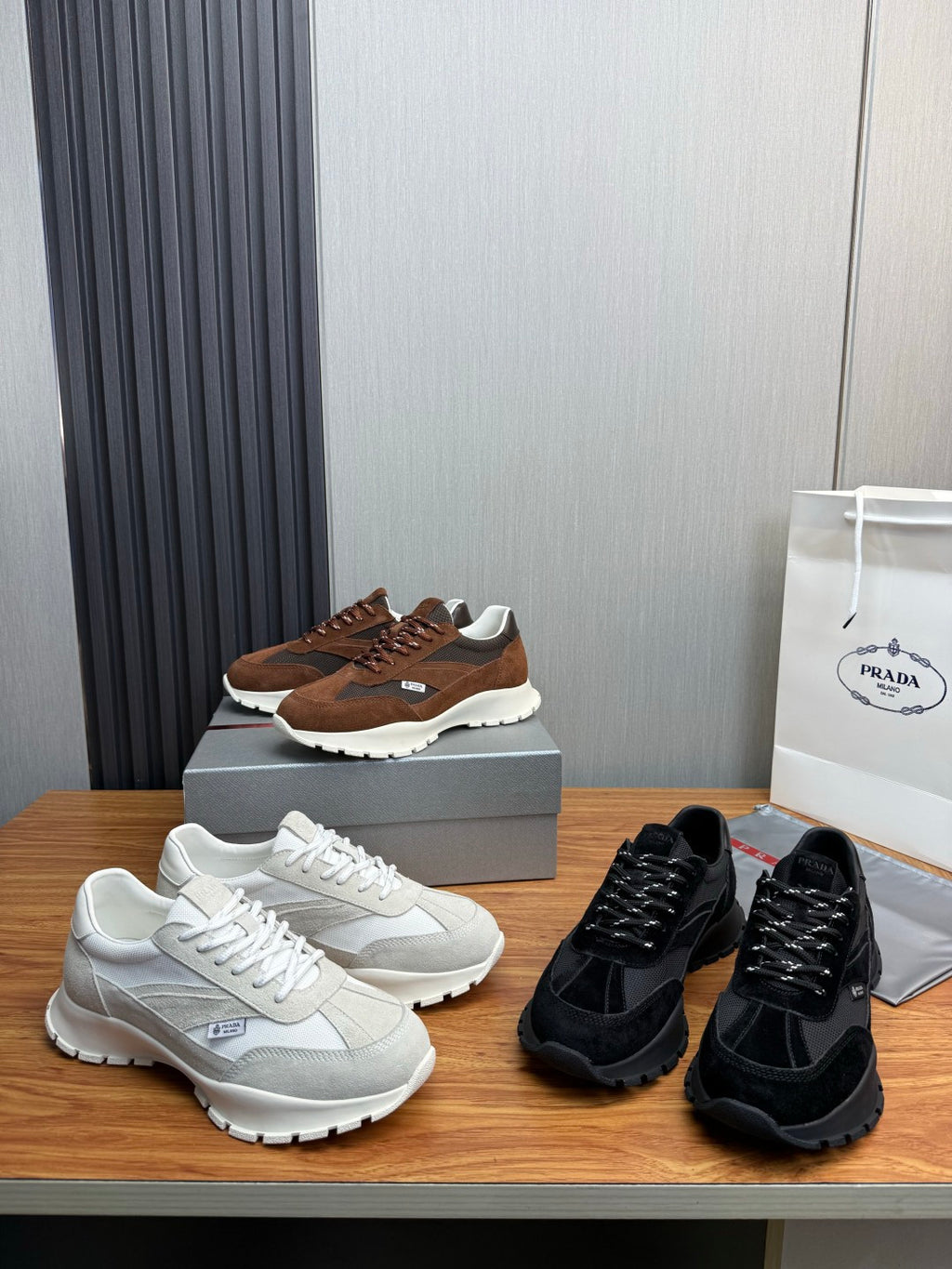 PR sneakers 1826051901
