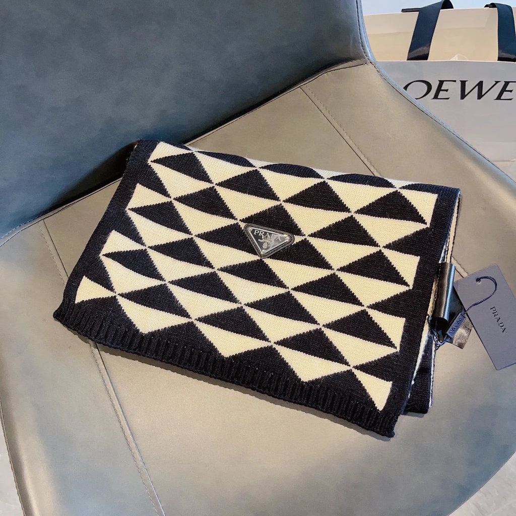Latest couple's classic triangle logo double-sided scarf 1024110104