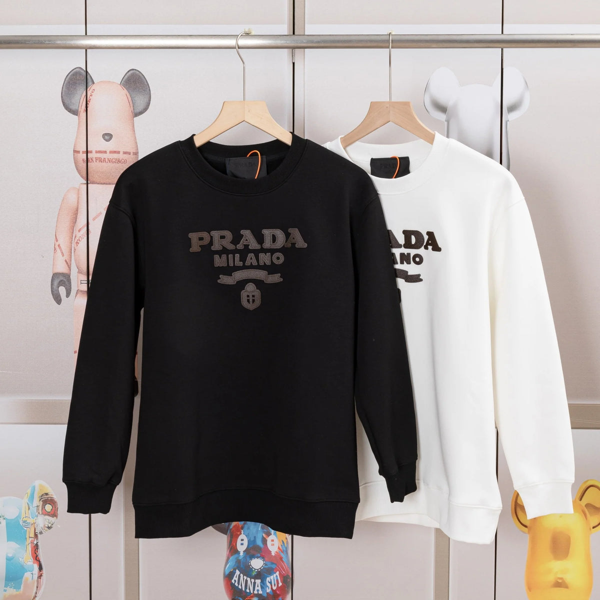Crew neck leather printed sweatshirt 1425121102