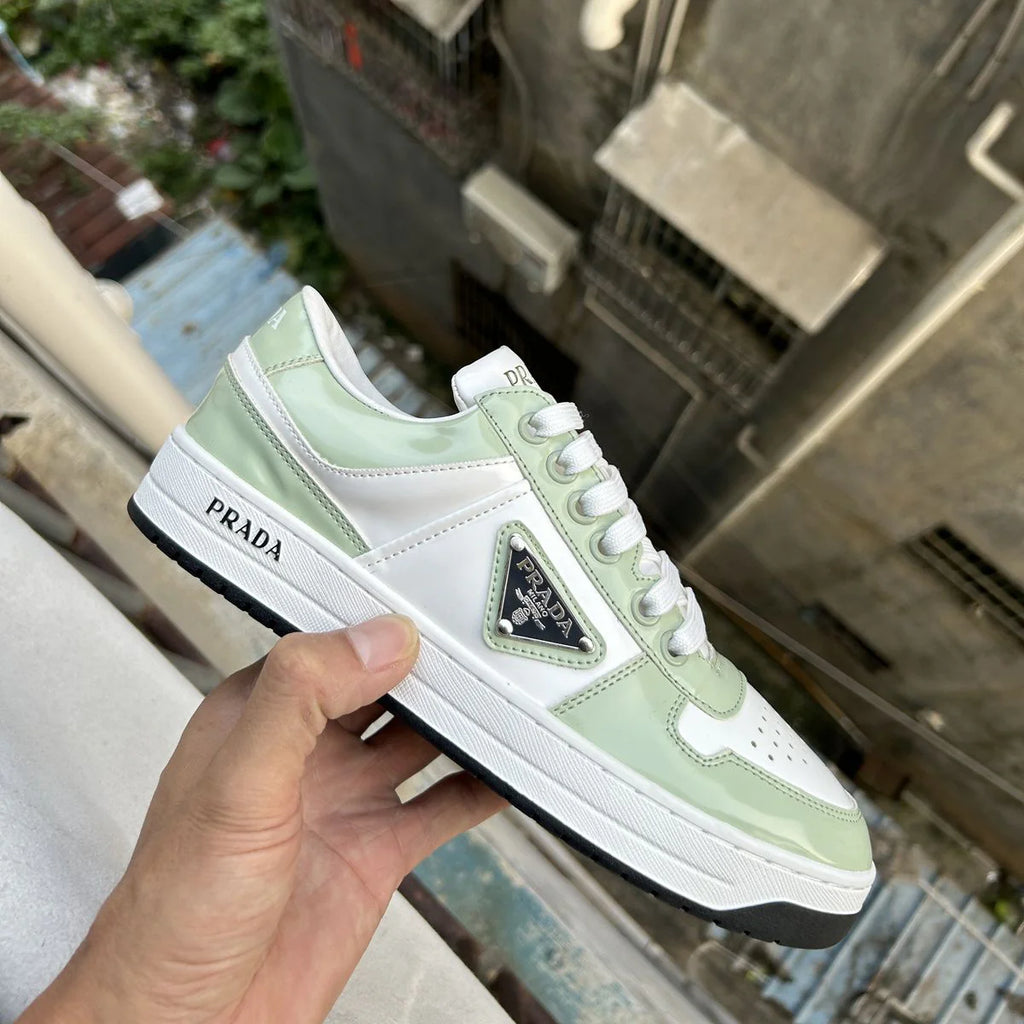 P New Women's and Men's Shoes Casual Shoes Triangle Buckle Lace-up Sneakers 1024060508