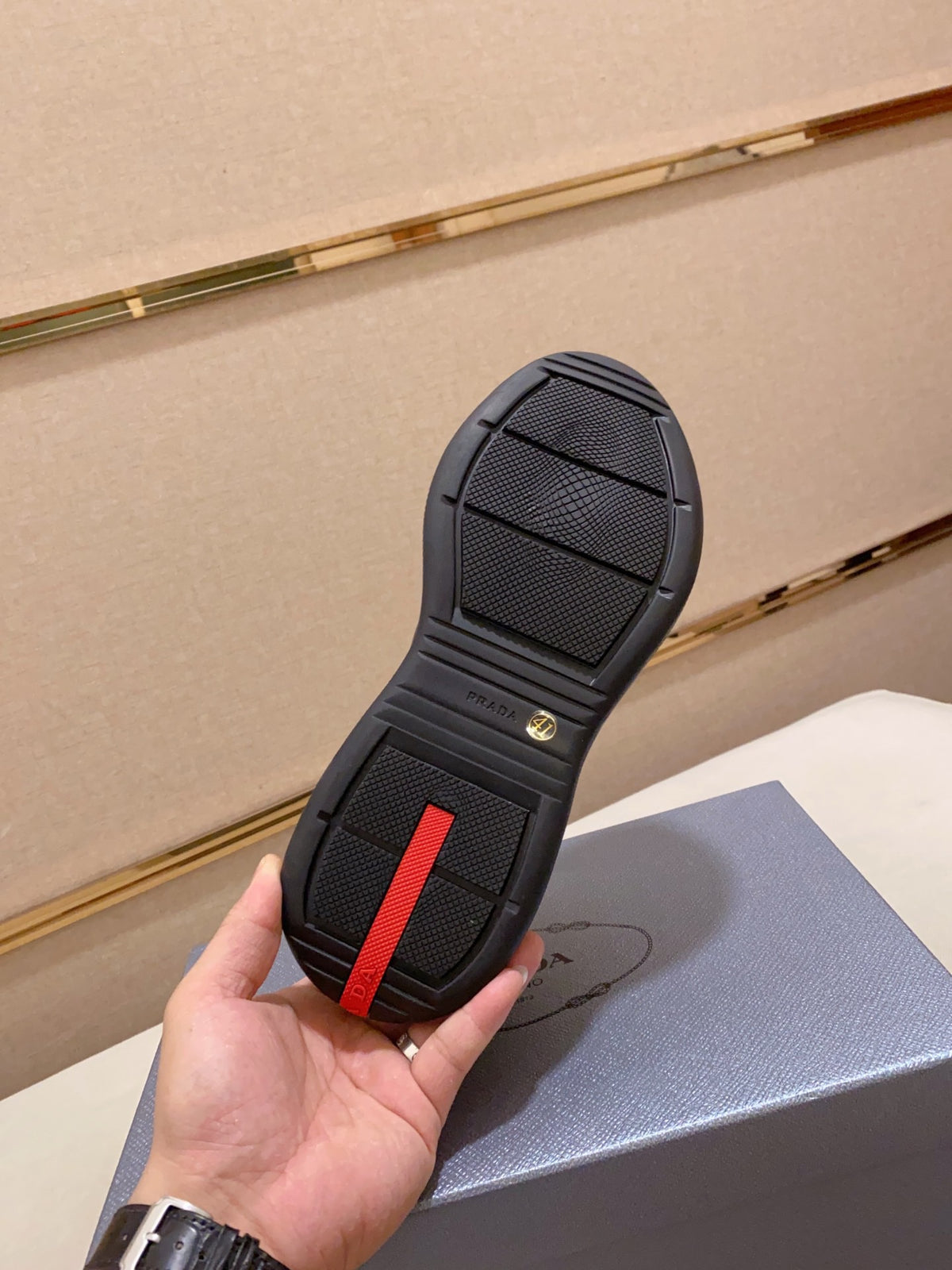 PR sneakers 1825030605