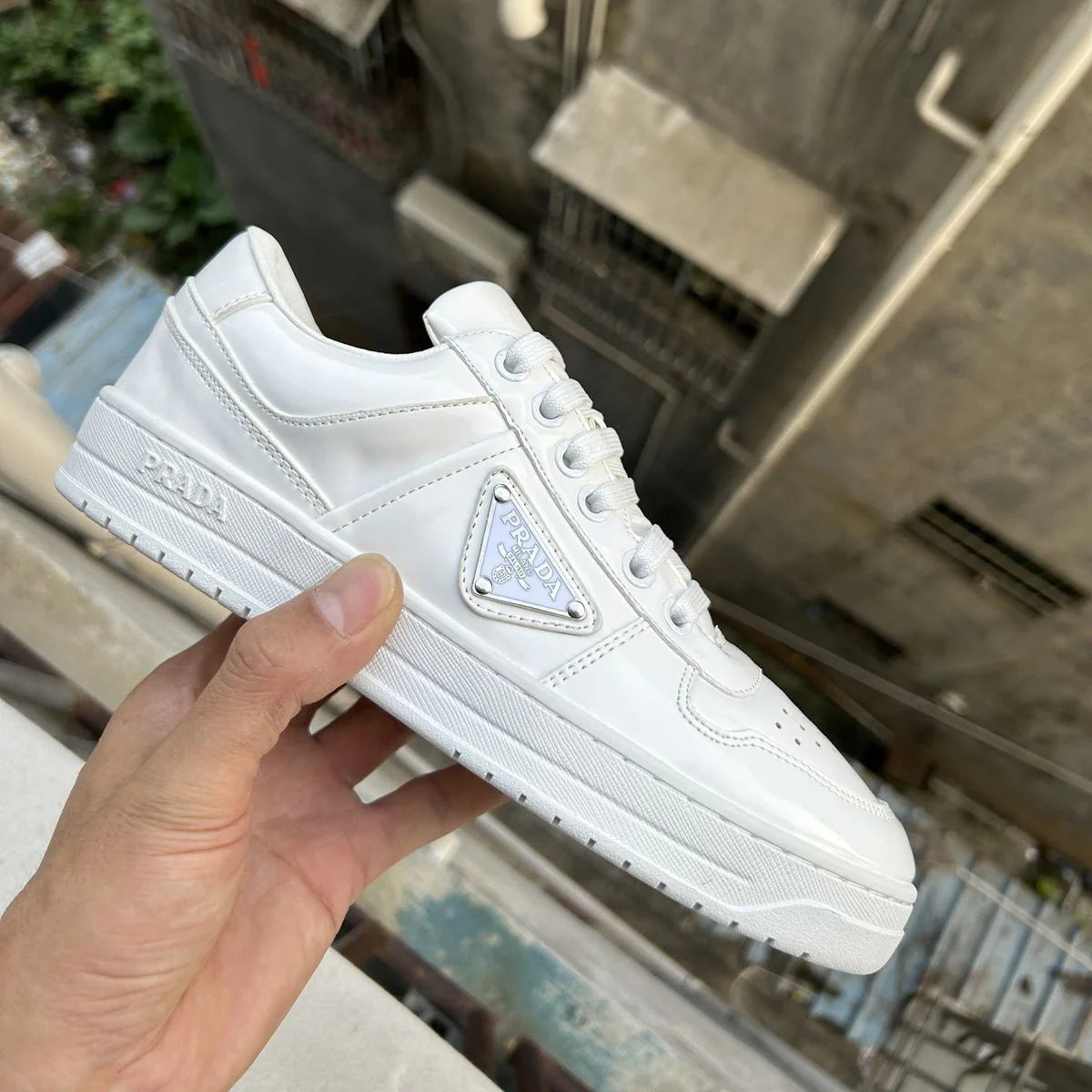 P New Women's and Men's Shoes Casual Shoes Triangle Buckle Lace-up Sneakers 1024060508