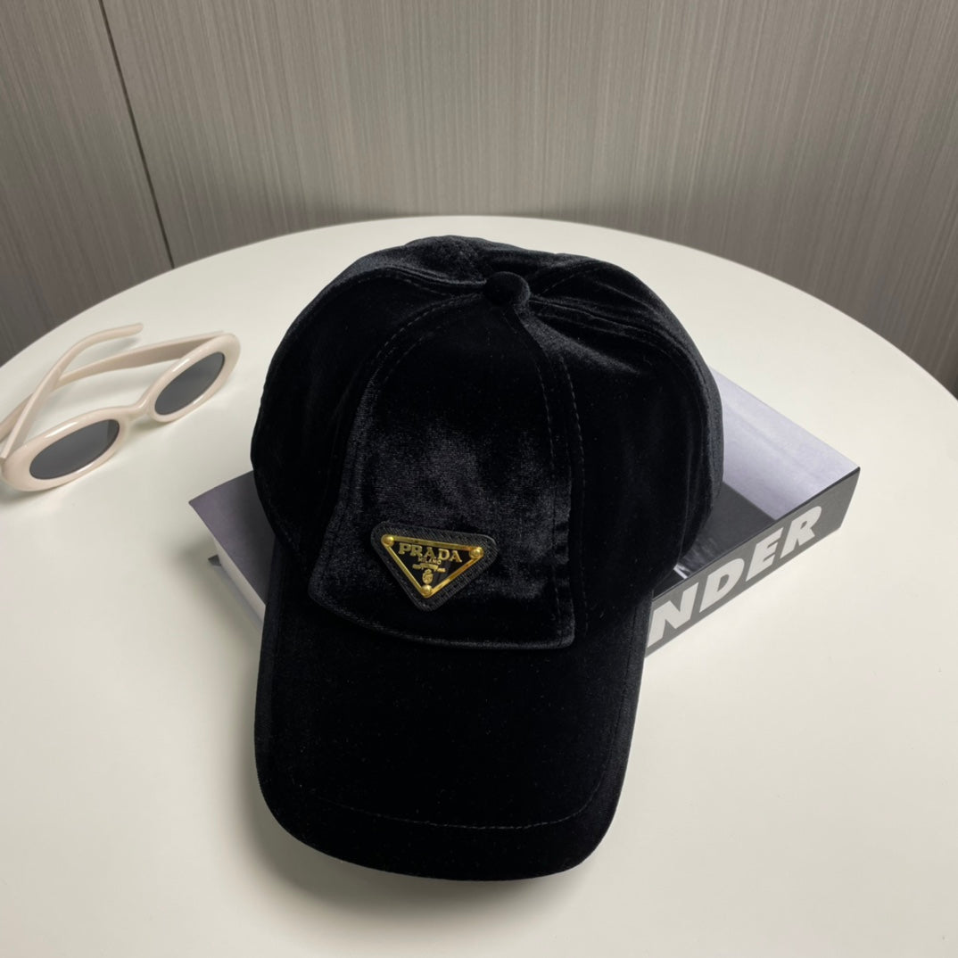 PR VeVVet bucket hat/baseball cap 1824101608