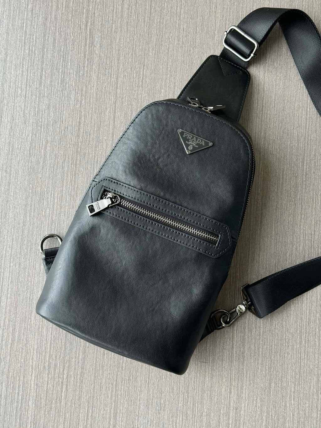 PD Full leather chest bag/crossbody bag 1825111304