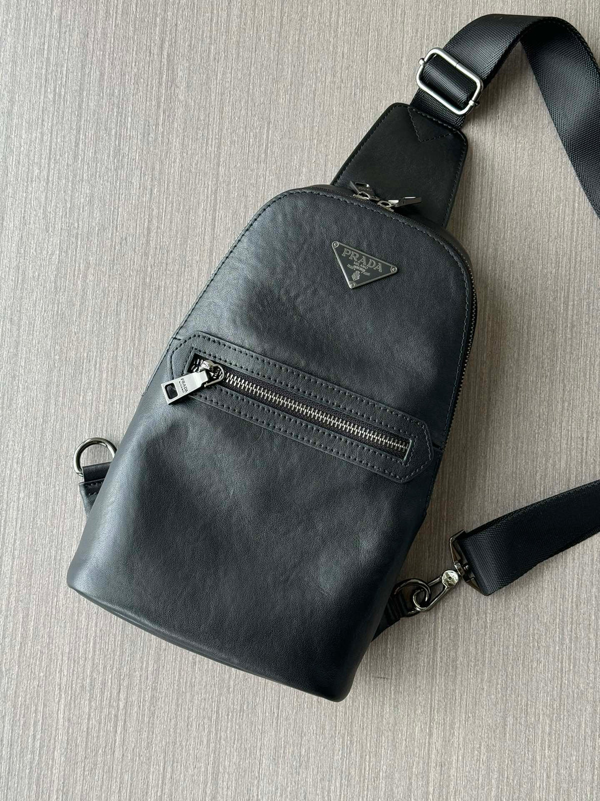 PD Full leather chest bag/crossbody bag 1825111304