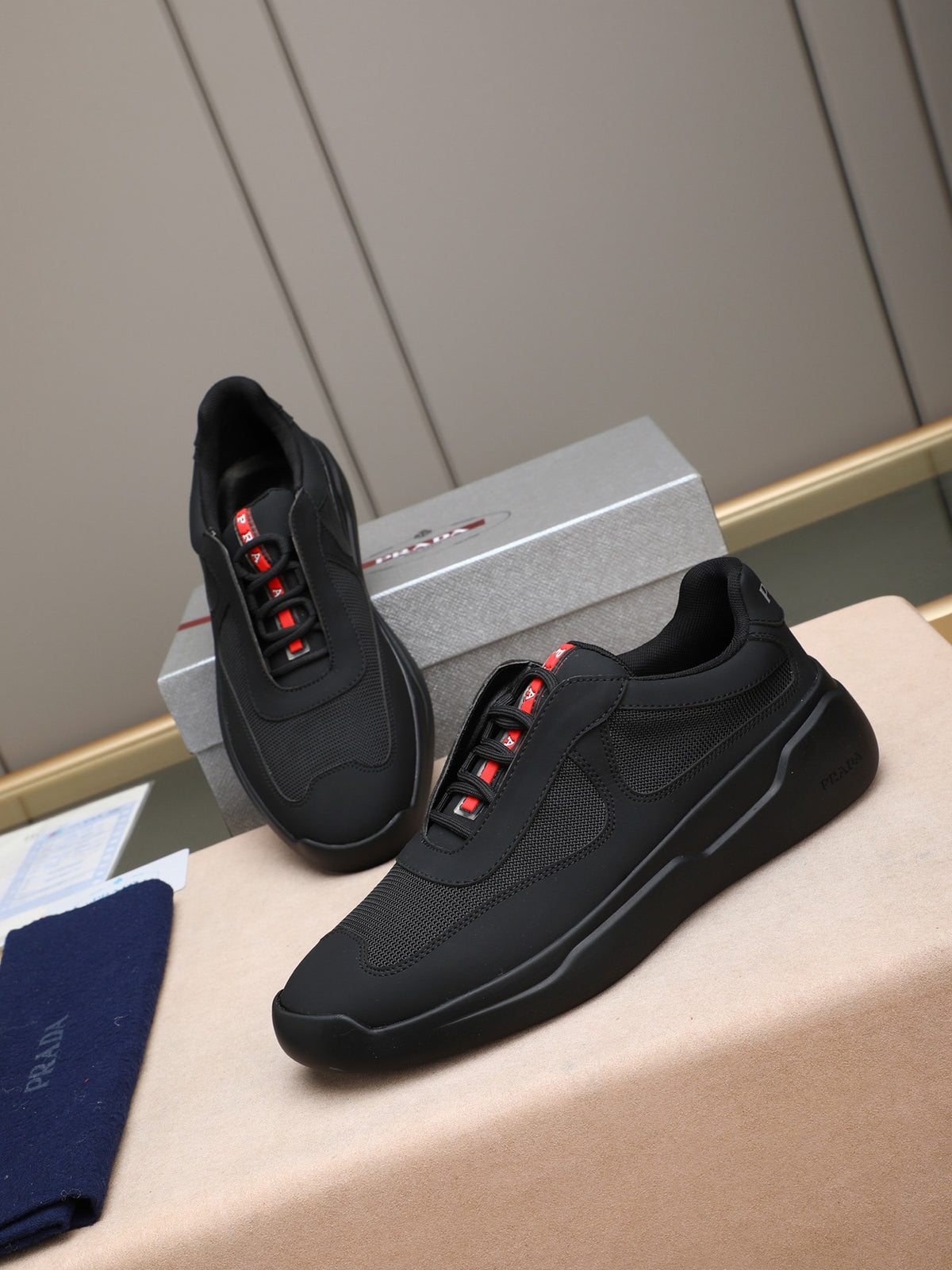 PR sneakers 1826051403