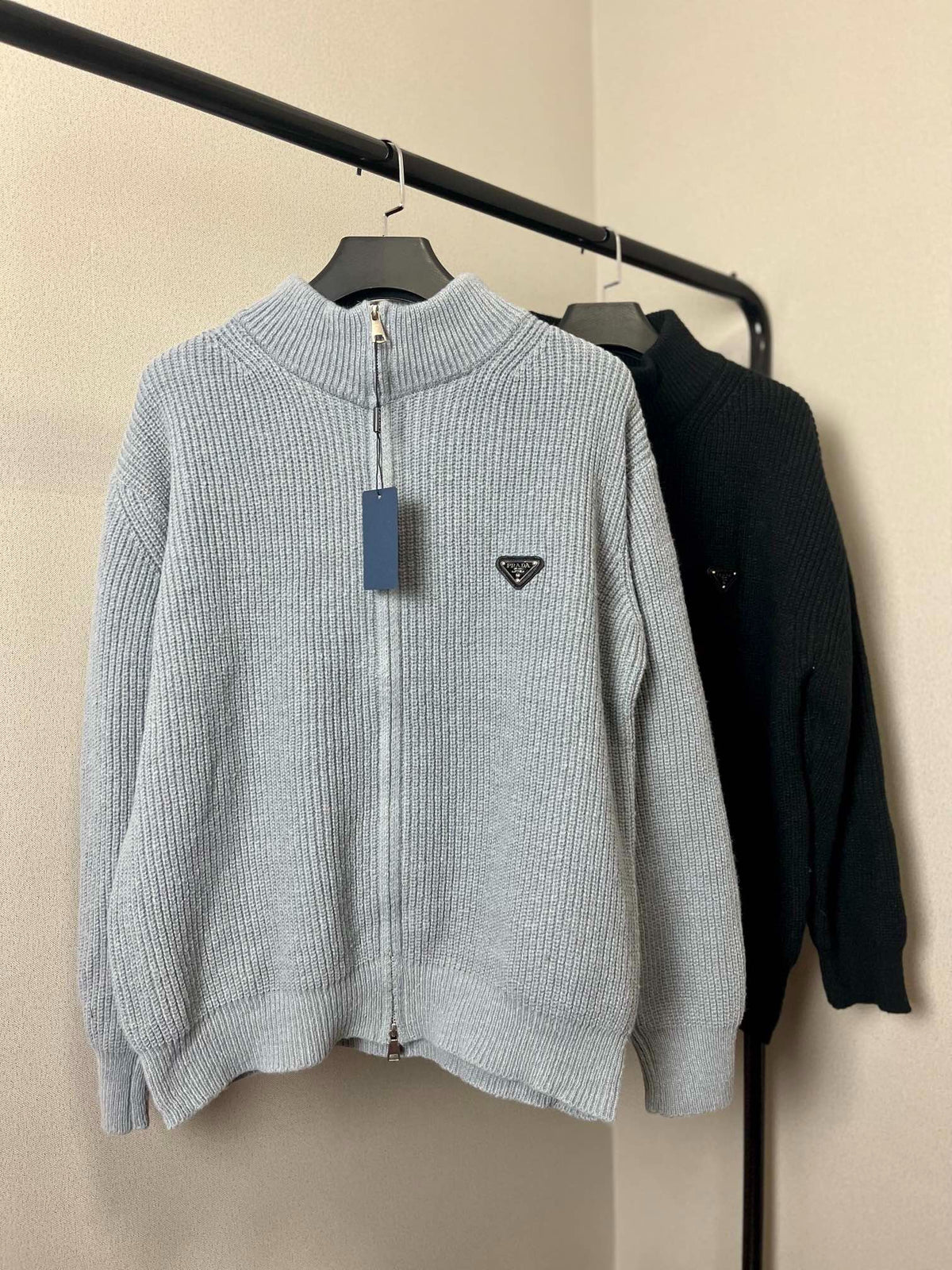 PD Stand collar double zipper knit 1825121805