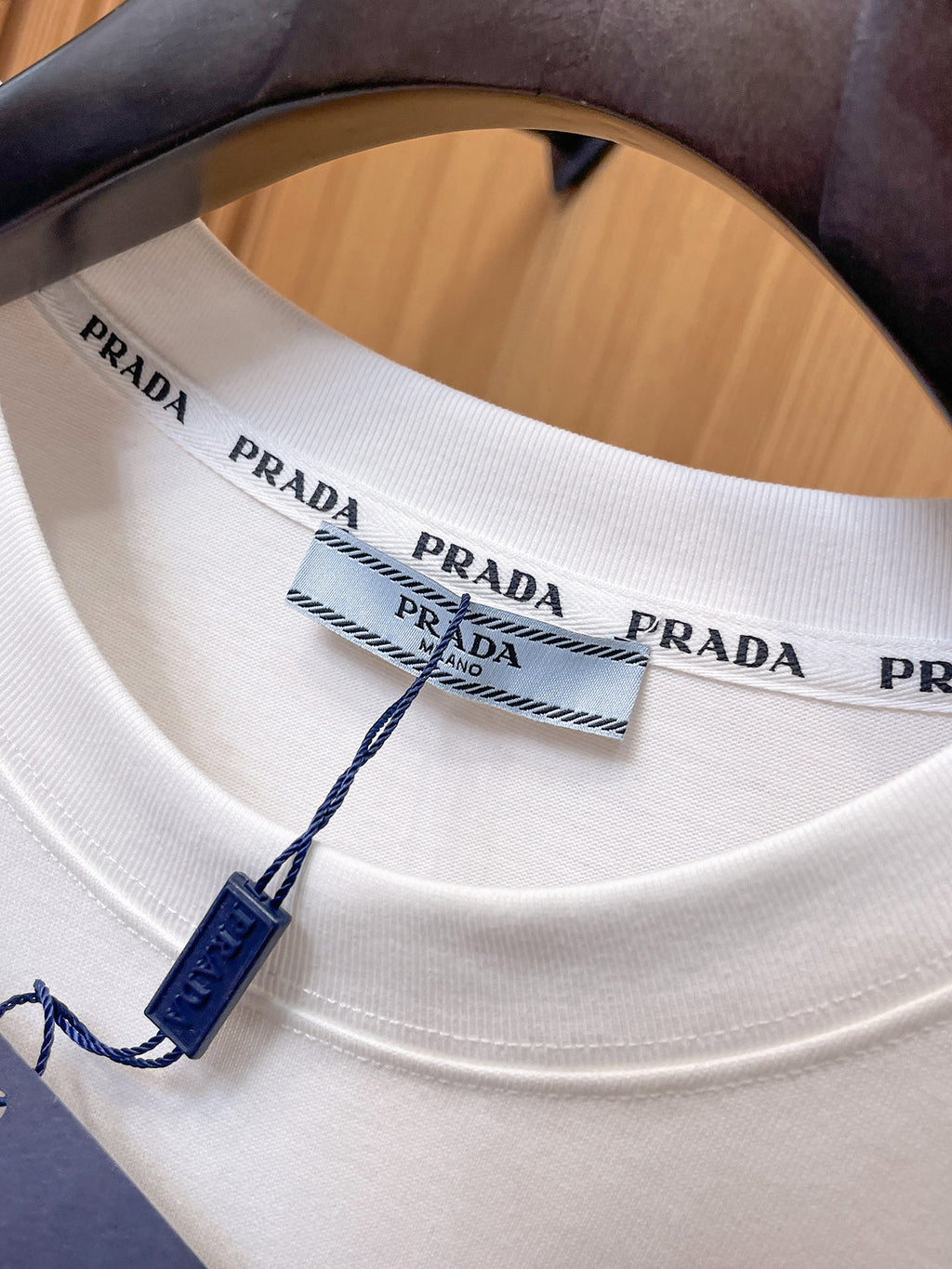 PR T-shirt 1826052704