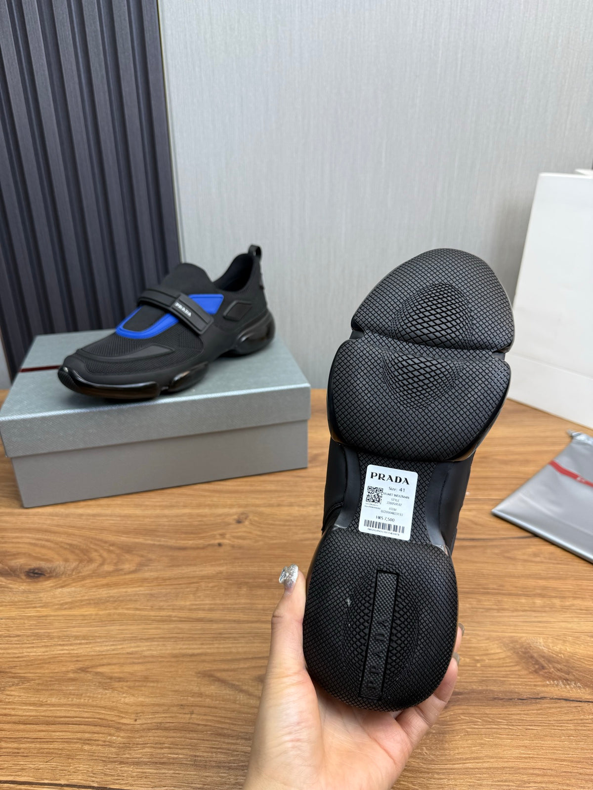 PR sneakers 1826051402