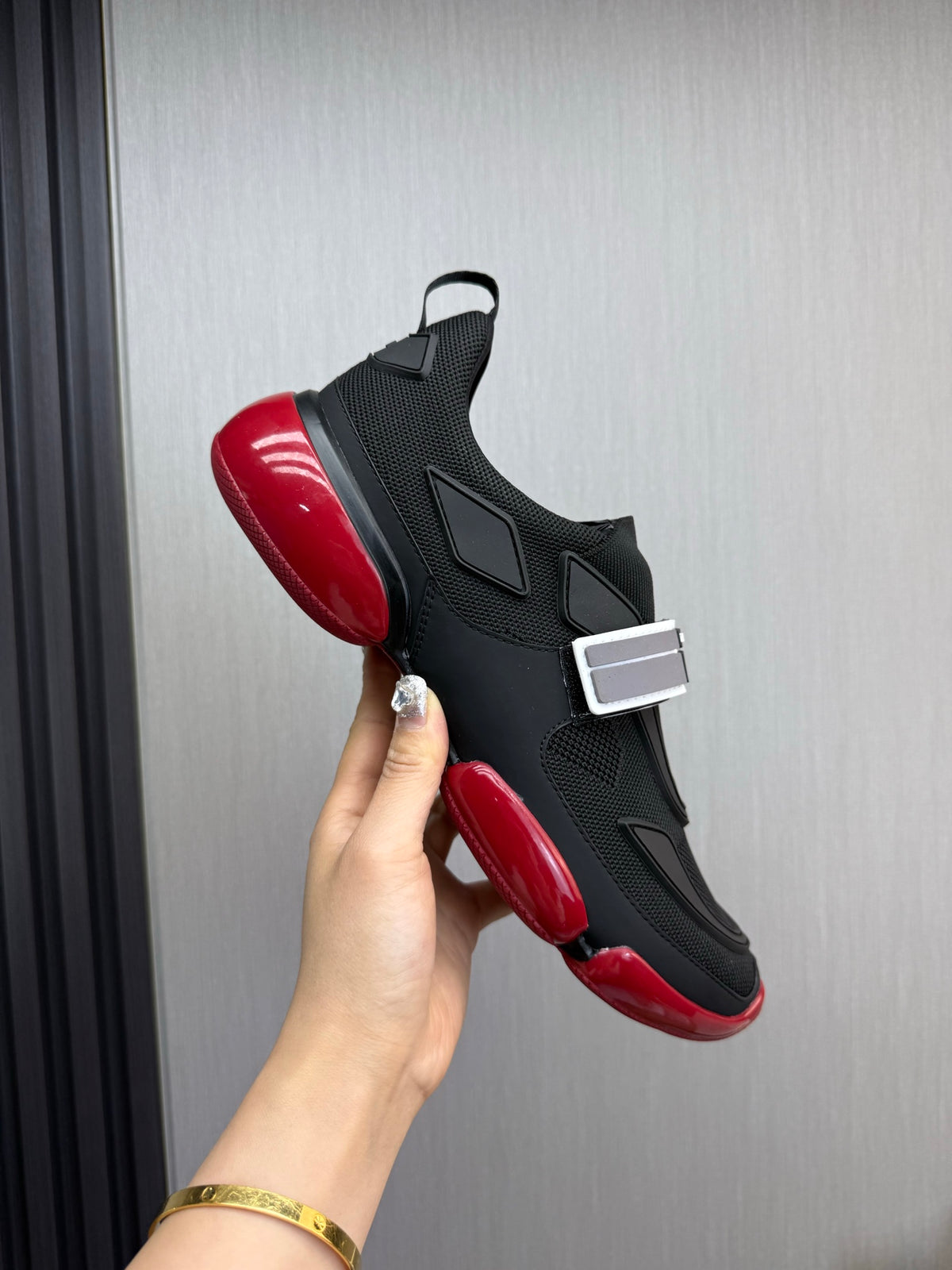 PR sneakers 1826051402