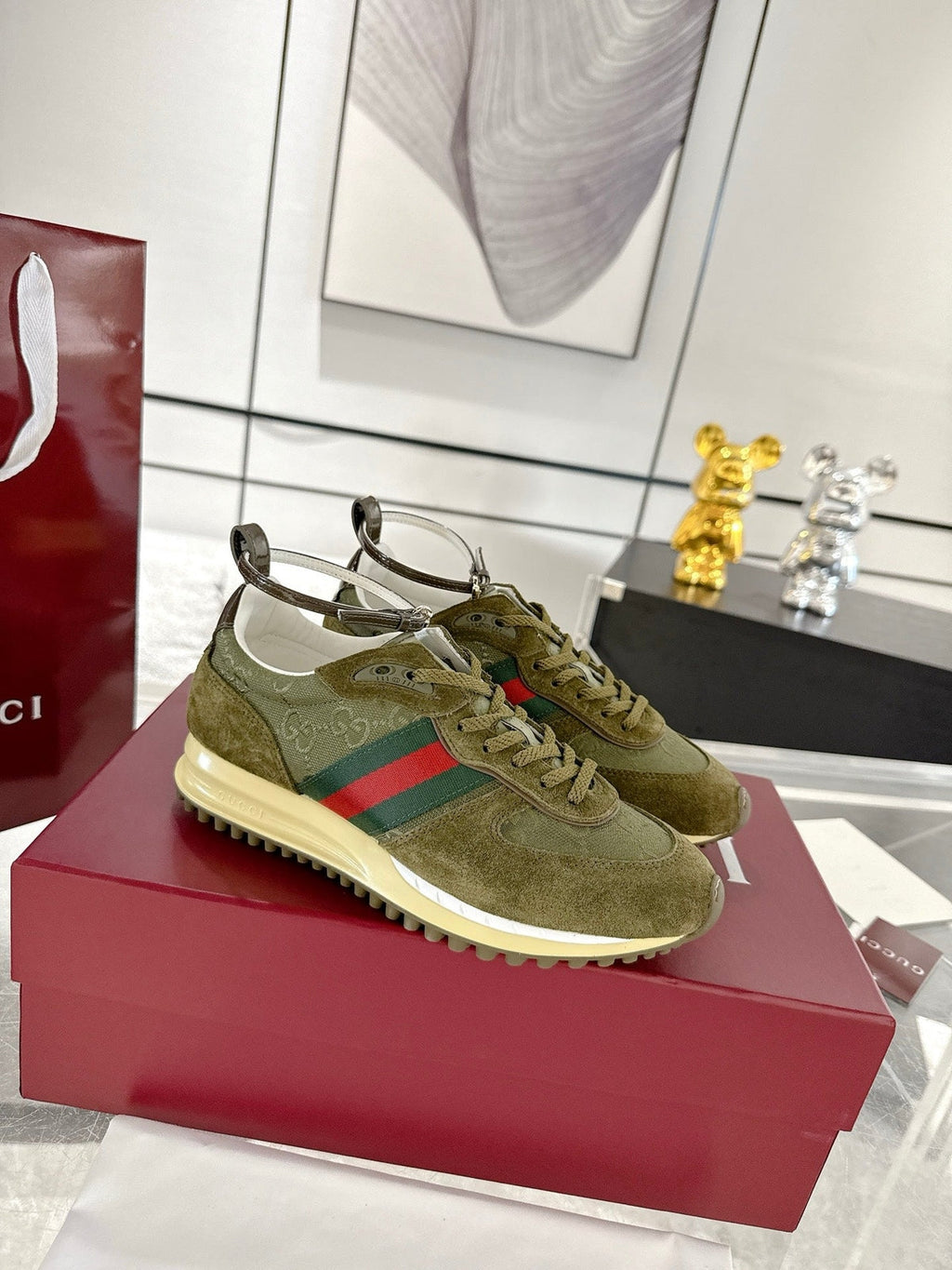 GC 2025 Re-Motion Sneaker Suede Cowhide