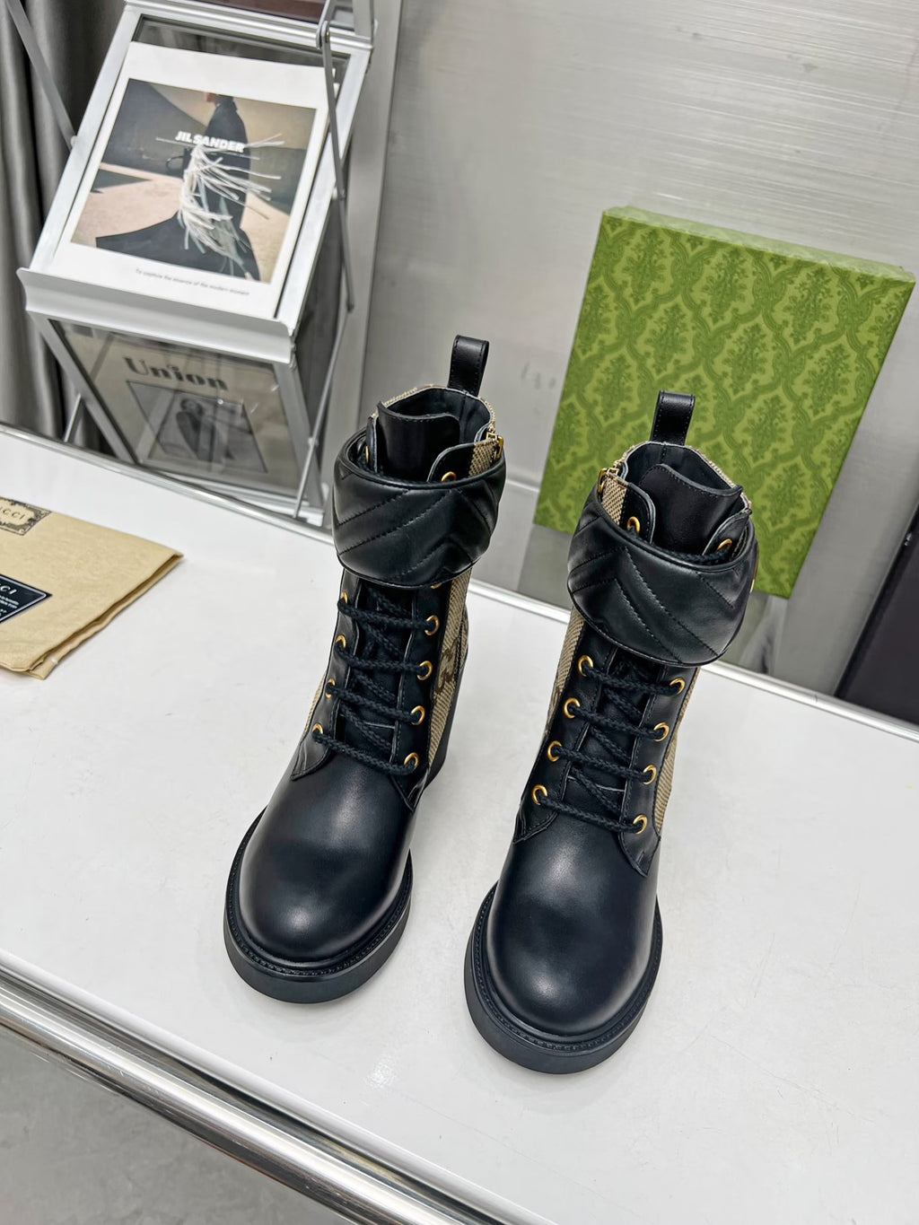 Gi ankle boots black double G Cowhide