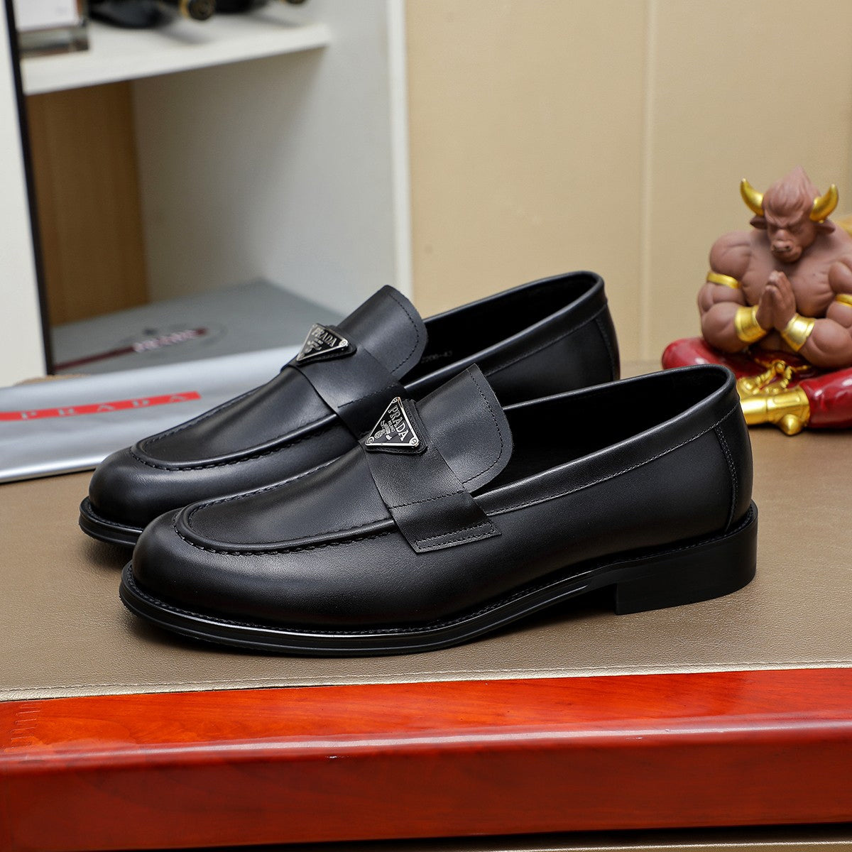 PRA Loafers 1826091110