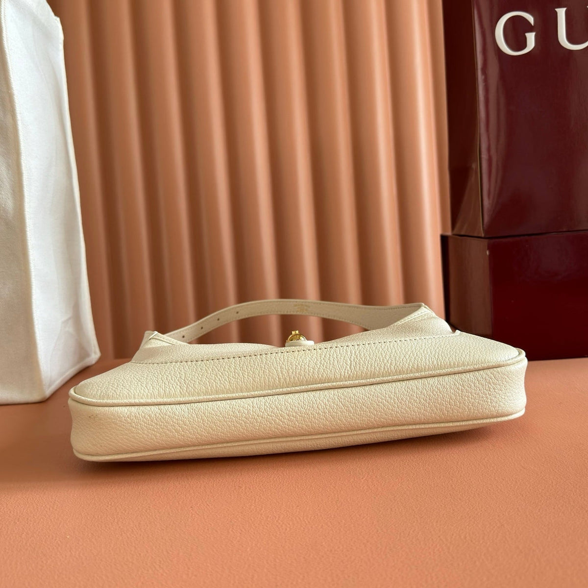 Gi Jackie 1961 Slim Shoulder Bag Lambskin 27cm