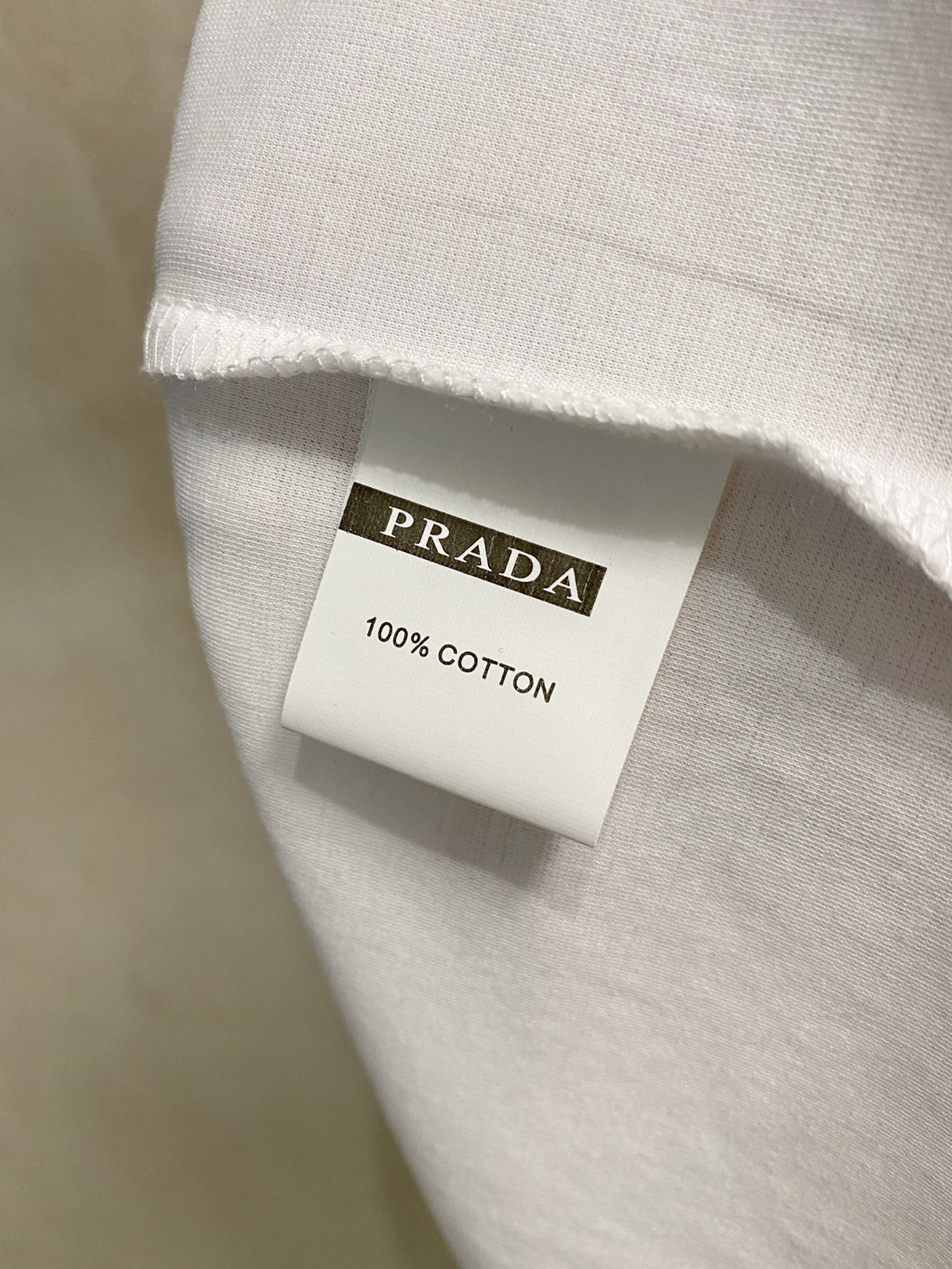 PR Neckline + Embroidered logo T-shirt 1826052701