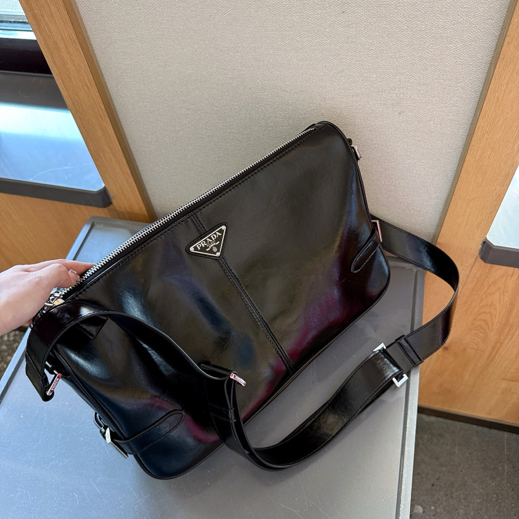 PR Soft leather messenger bag 1825061815